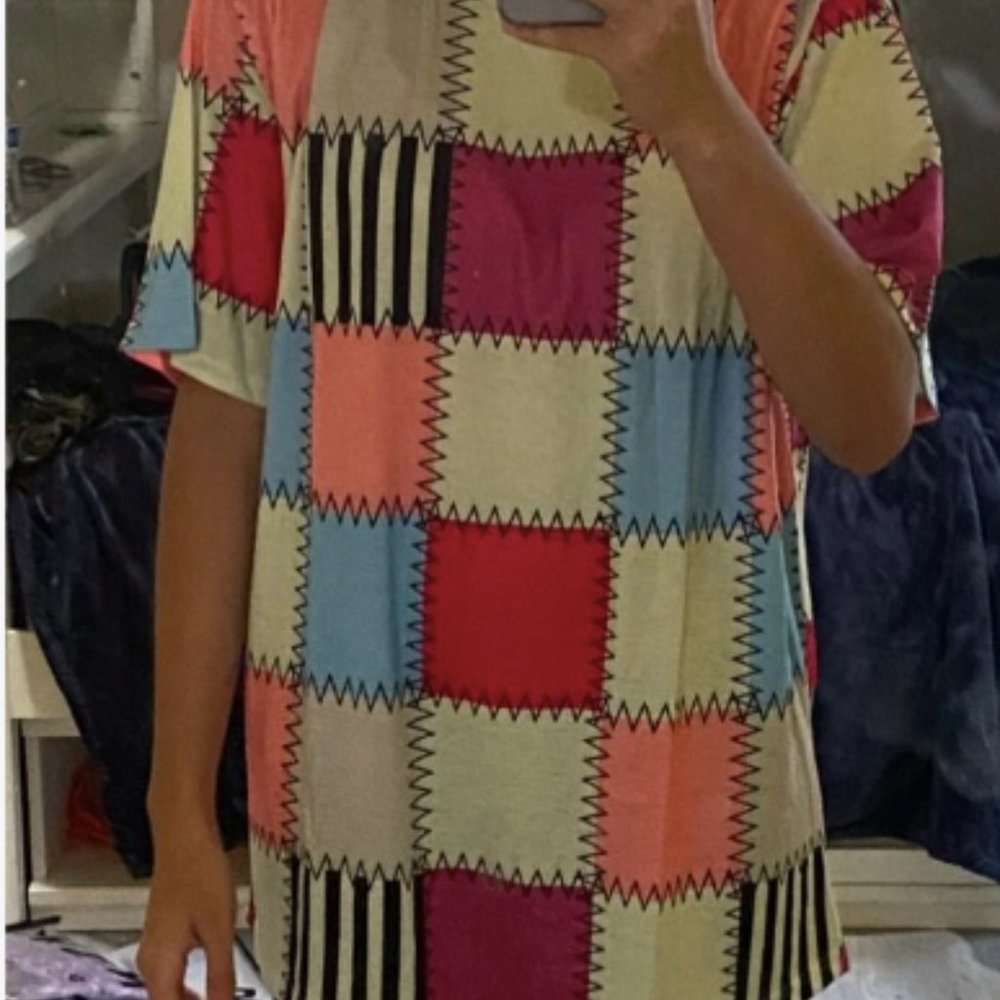 Colorblock Tee - Picture 2 of 2